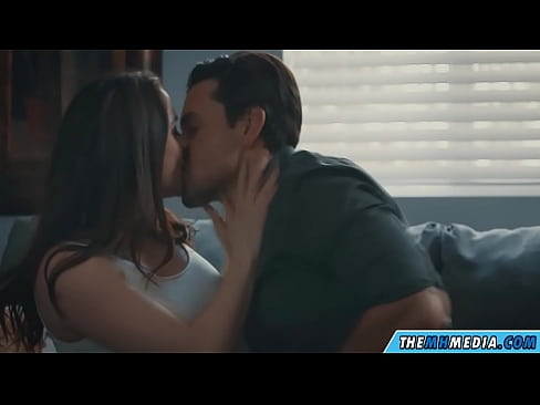 ❤️ एक चांगला busty आई सह रोमँटिक सेक्स ️❌ आमच्याकडे